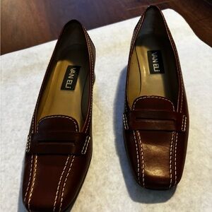 Van Eli Women's Brown Heels with Contrast Stitching